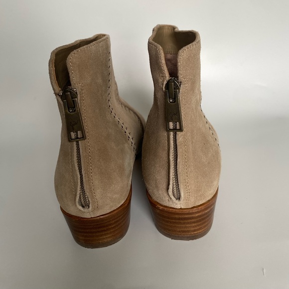 Joie Tan suede booties NWT - Picture 3 of 6